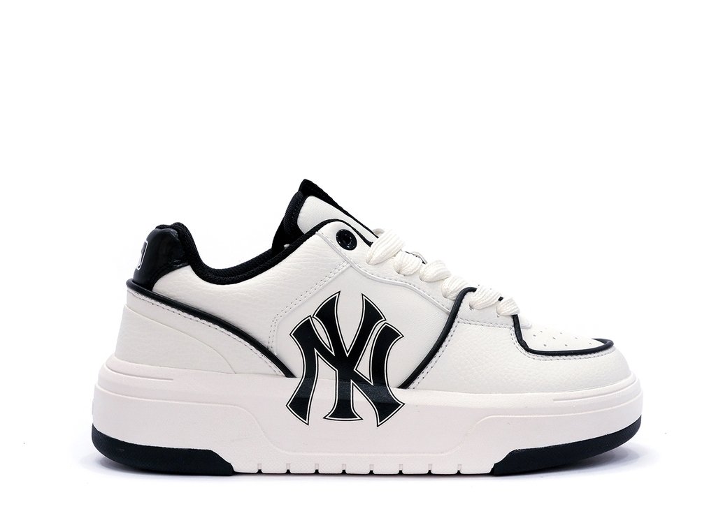 MLB Chunky Liner New York Yankees Brand Unisex Sneakers in 2023