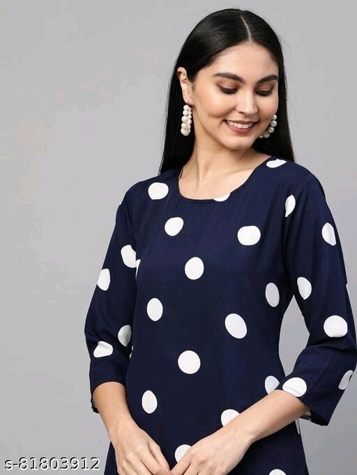 Attractive Women Crepe Straight Kurtis - M, available